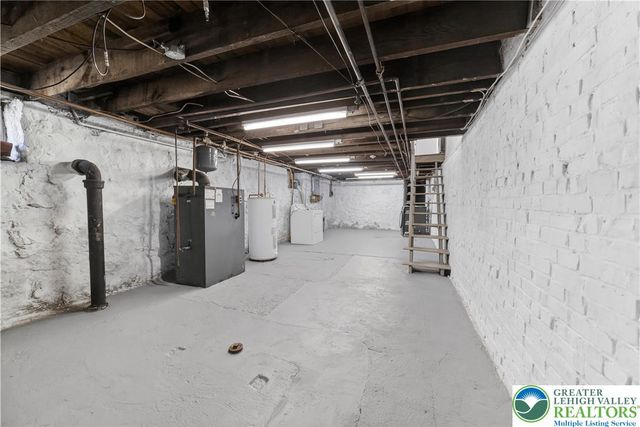 1128 Maple Street, Bethlehem City, PA 18018