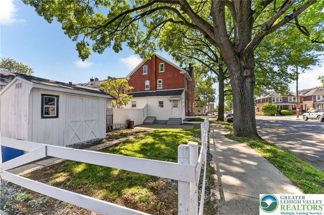 1128 Maple Street, Bethlehem City, PA 18018