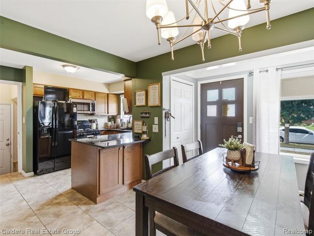 28726 Suburban Drive, Warren, MI 48088