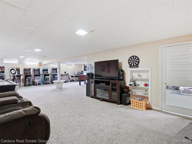 28726 Suburban Drive, Warren, MI 48088