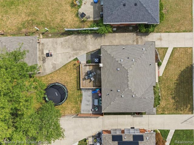 28726 Suburban Drive, Warren, MI 48088