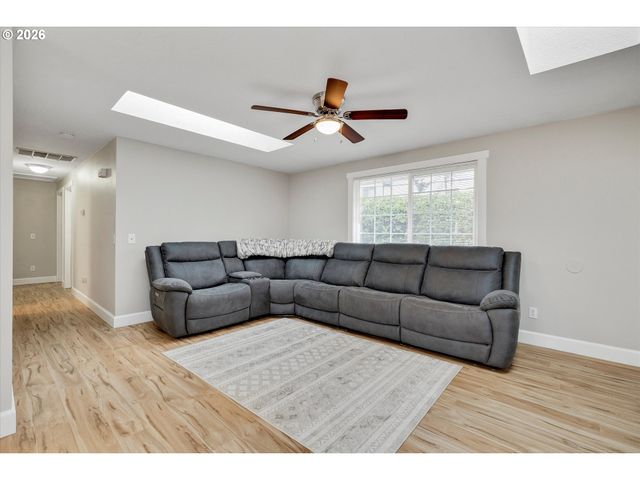 7515 Se 87TH Ave, Portland, OR 97266