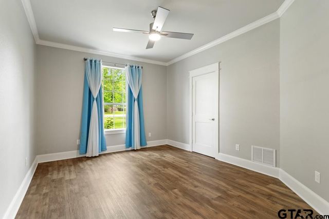 11232 Marsh Wren Circle, Flint, TX 75762