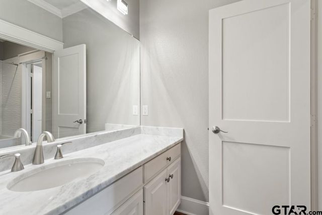 11232 Marsh Wren Circle, Flint, TX 75762