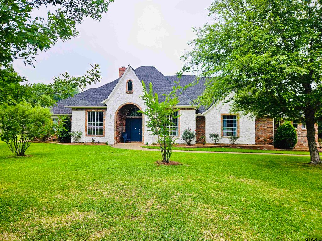 11232 Marsh Wren Circle, Flint, TX 75762