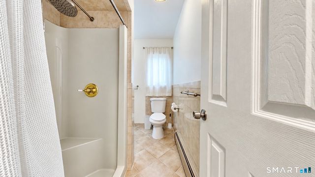 24 Highview Avenue, Milford, CT 06460