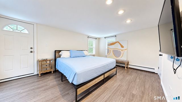 24 Highview Avenue, Milford, CT 06460