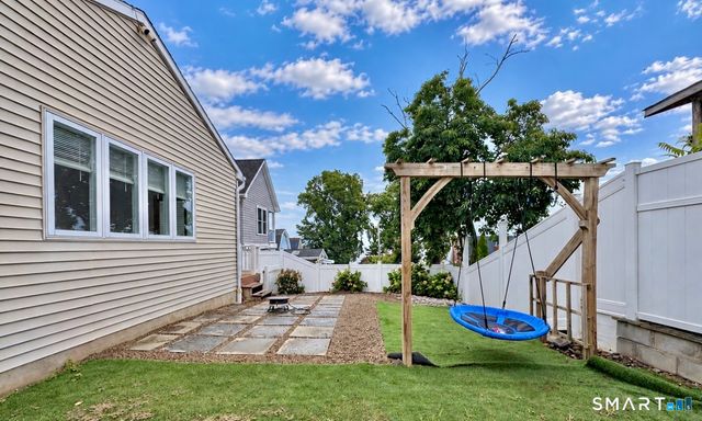 24 Highview Avenue, Milford, CT 06460
