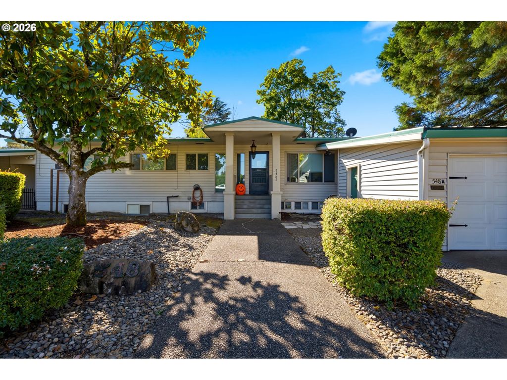 Image 1 of property listing at 548 Nw 18TH St, Mc Minnville, OR 97128
