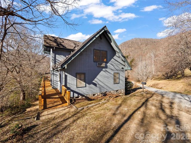 164 Bluebird Lane, Maggie Valley, NC 28751
