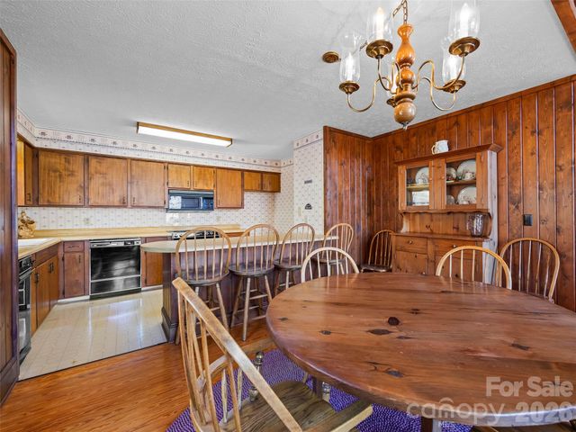 164 Bluebird Lane, Maggie Valley, NC 28751
