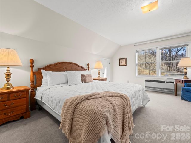 164 Bluebird Lane, Maggie Valley, NC 28751