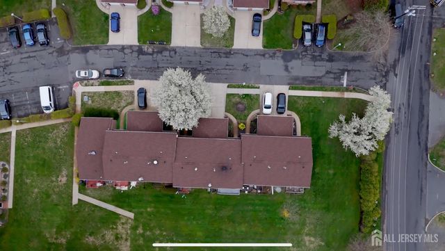 3 Jefferson Drive, Spotswood, NJ 08884