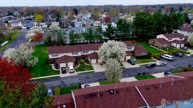 3 Jefferson Drive, Spotswood, NJ 08884