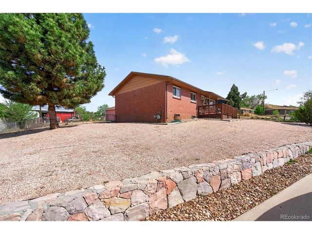 7855 Elder Cir, Denver, CO 80221