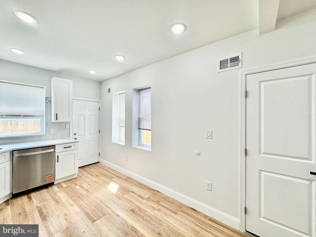 2627 S JESSUP ST, Philadelphia, PA 19148