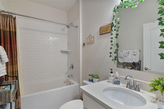 24624 NW 7TH LANE, Newberry, FL 32669