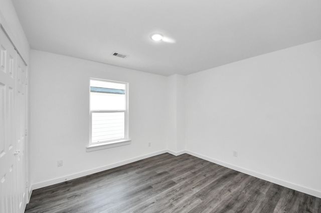 7611 Shotwell A B, Houston, TX 77016
