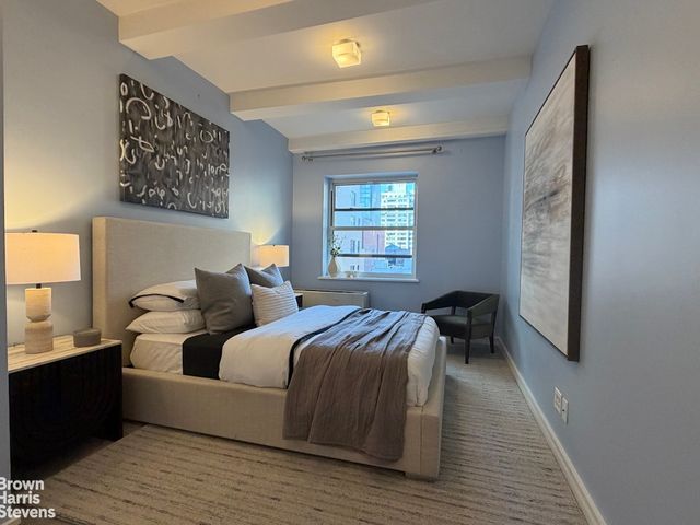 18 E 12th St Apt 7B, New York City, NY 10003
