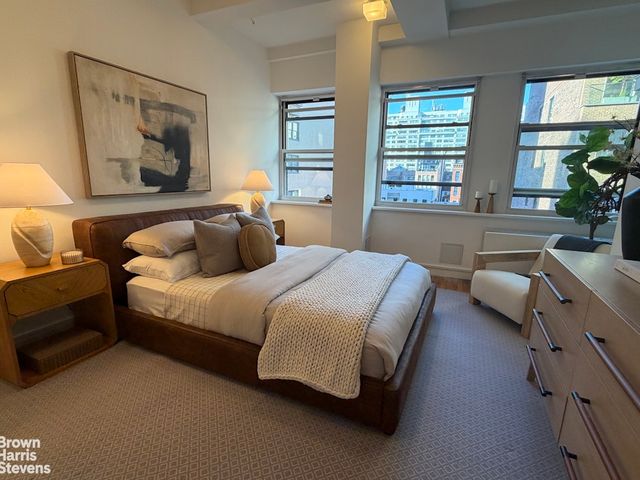 18 E 12th St Apt 7B, New York City, NY 10003