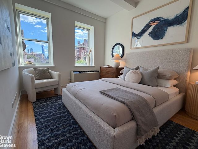 18 E 12th St Apt 7B, New York City, NY 10003