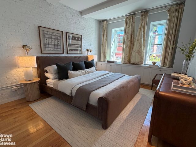18 E 12th St Apt 7B, New York City, NY 10003