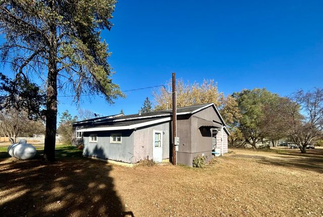 412 W Hazel Avenue, Pillager, MN 56473