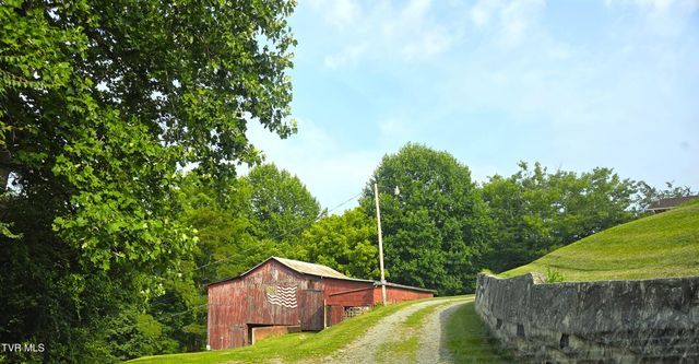 341 Chambers Drive, Elizabethton, TN 37643