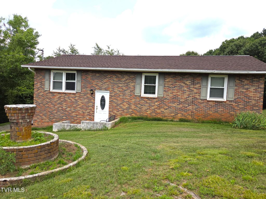 341 Chambers Drive, Elizabethton, TN 37643