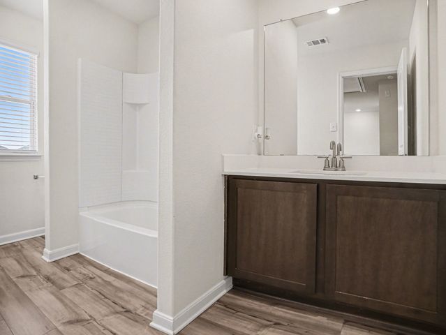 336 Condie Russell Avenue, Venus, TX 76084