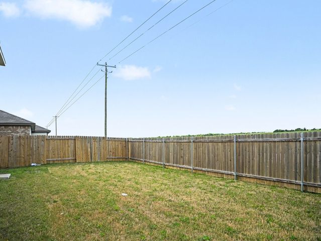 336 Condie Russell Avenue, Venus, TX 76084
