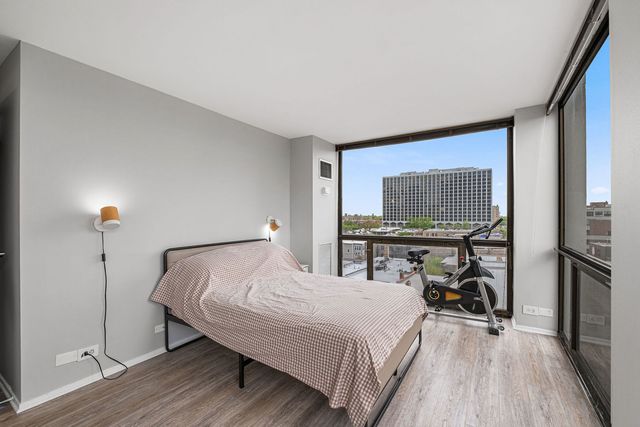 4343 N Clarendon Avenue 817, Chicago, IL 60613