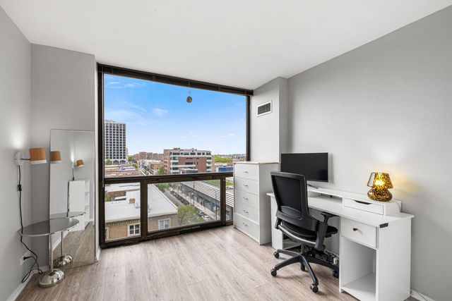 4343 N Clarendon Avenue 817, Chicago, IL 60613