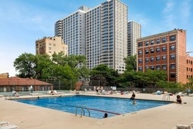 4343 N Clarendon Avenue 817, Chicago, IL 60613