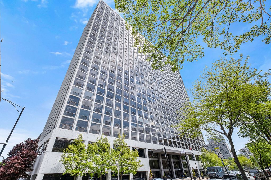 4343 N Clarendon Avenue 817, Chicago, IL 60613