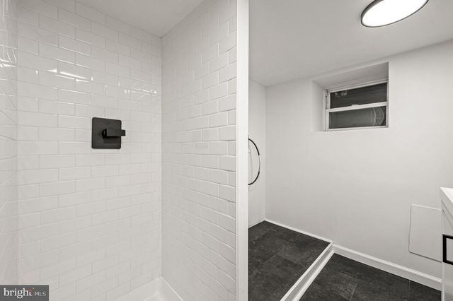 4428 SHERWOOD RD, Philadelphia, PA 19131