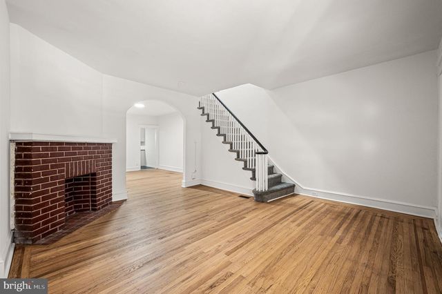 4428 SHERWOOD RD, Philadelphia, PA 19131
