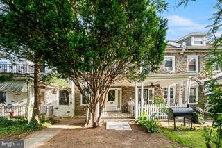 4428 SHERWOOD RD, Philadelphia, PA 19131