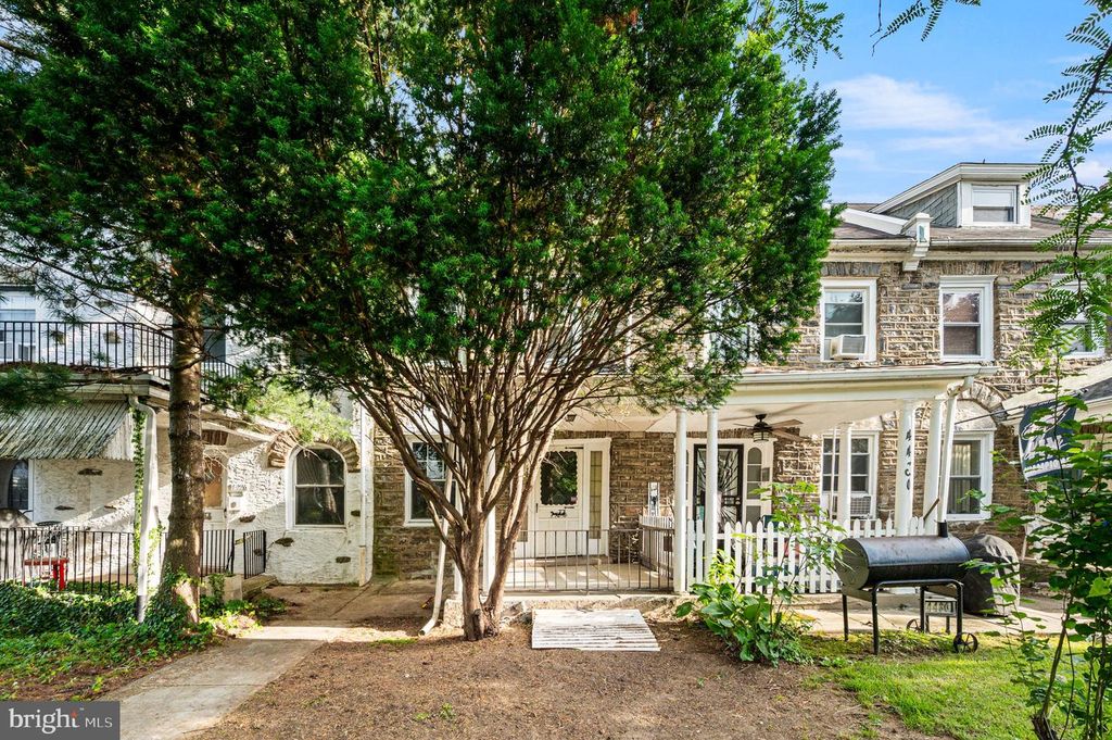 4428 SHERWOOD RD, Philadelphia, PA 19131