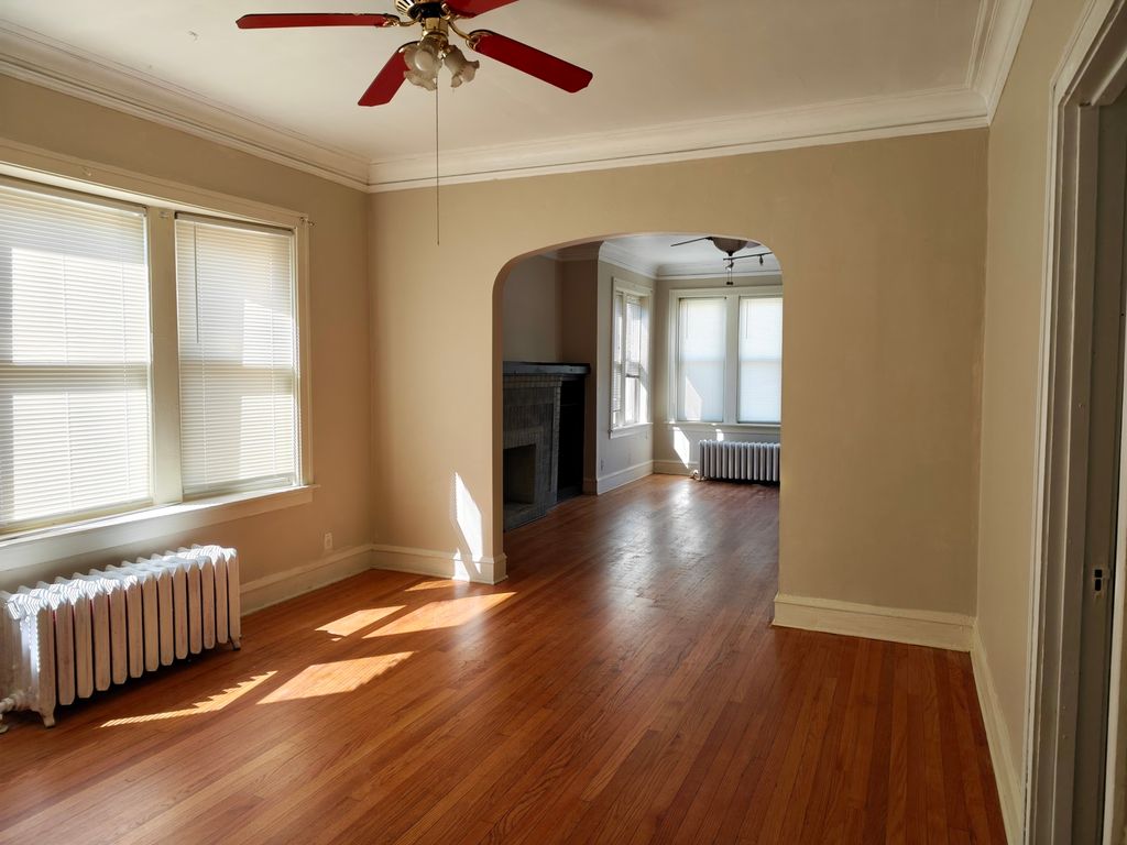 2119 Gunderson Avenue, Berwyn, IL 60402 — photo 3