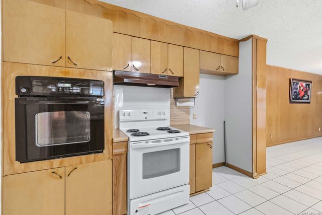 5514 Horizon Dr, San Antonio, TX 78228