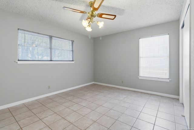 5514 Horizon Dr, San Antonio, TX 78228