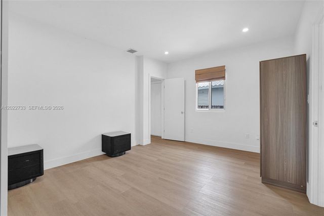 21 NE 48th St 2, Miami, FL 33137