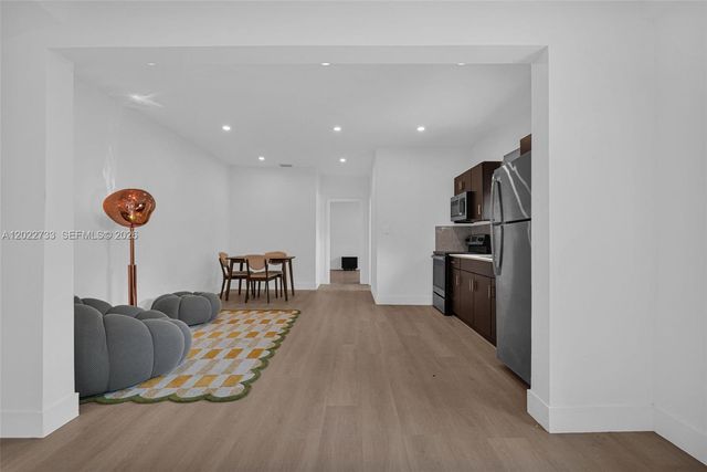 21 NE 48th St 2, Miami, FL 33137