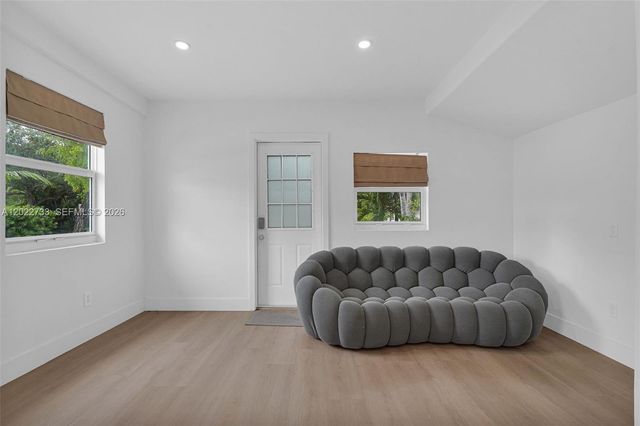 21 NE 48th St 2, Miami, FL 33137