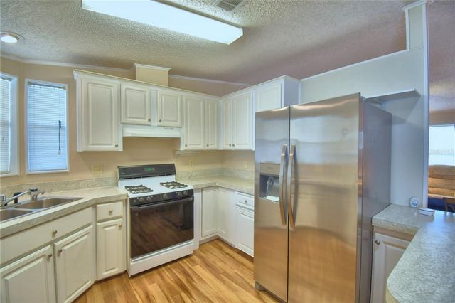 6086 SOUTHERN OAKS DRIVE, Winter Haven, FL 33884