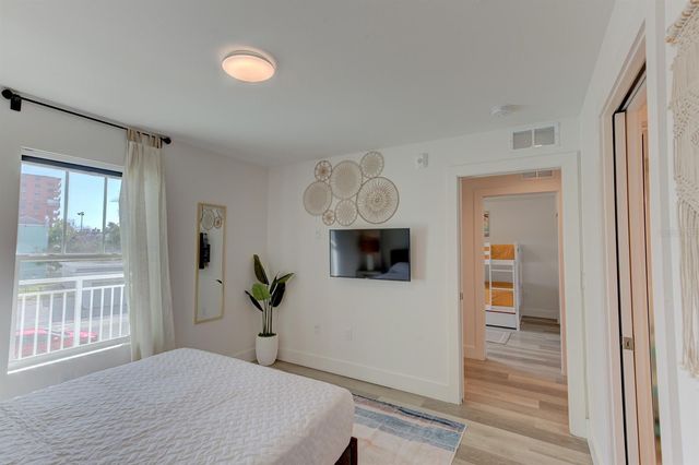 15305 1ST STREET E 202, Madeira Beach, FL 33708