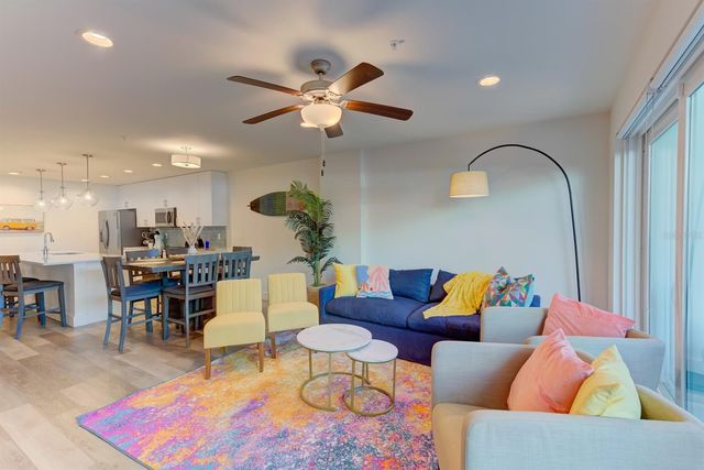 15305 1ST STREET E 202, Madeira Beach, FL 33708