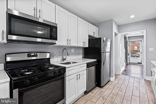 1015 LYNDHURST ST, Baltimore, MD 21229