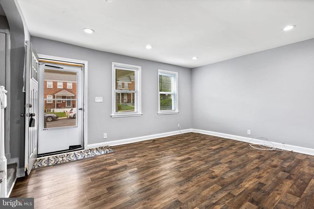 1015 LYNDHURST ST, Baltimore, MD 21229